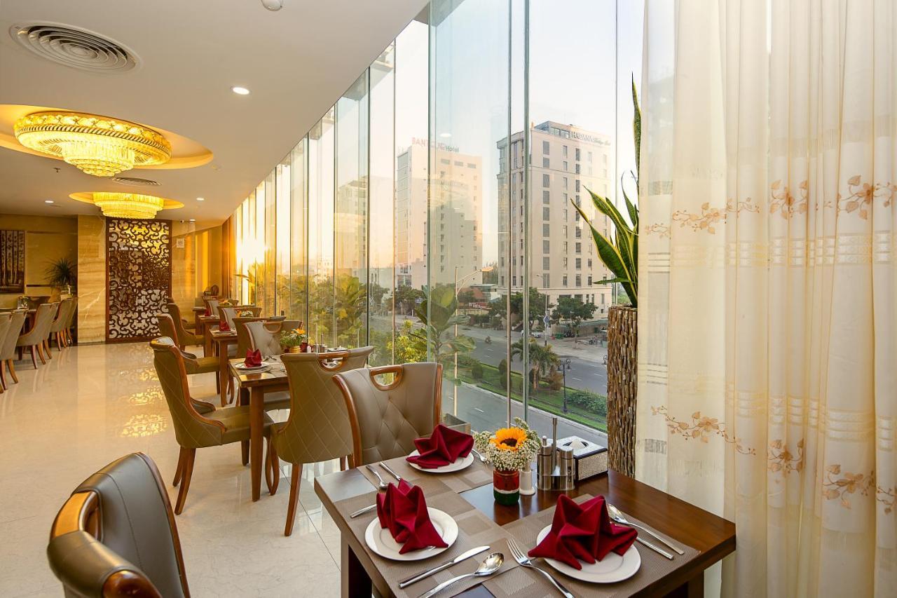 Luxtery Hotel & Spa Da Nang Exteriör bild