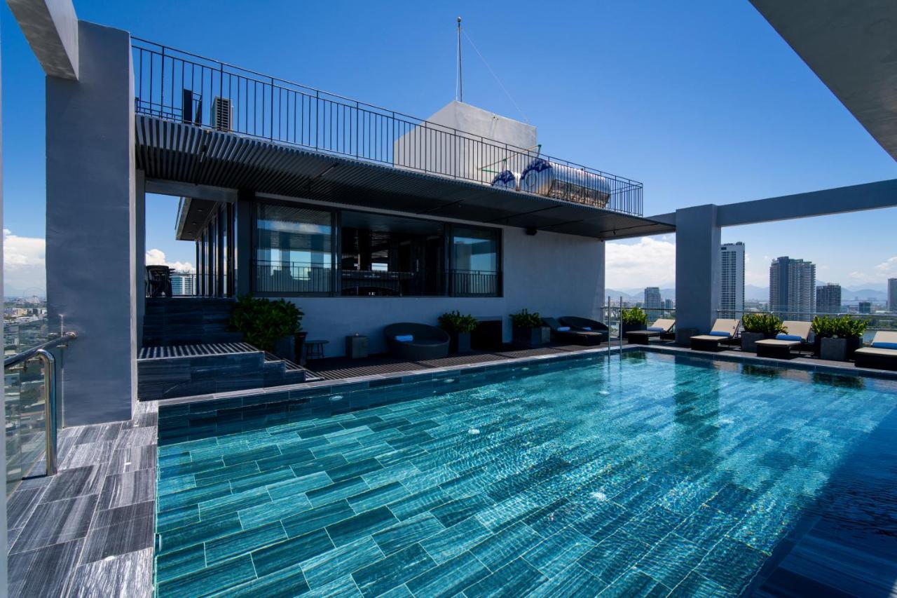Luxtery Hotel & Spa Da Nang Exteriör bild