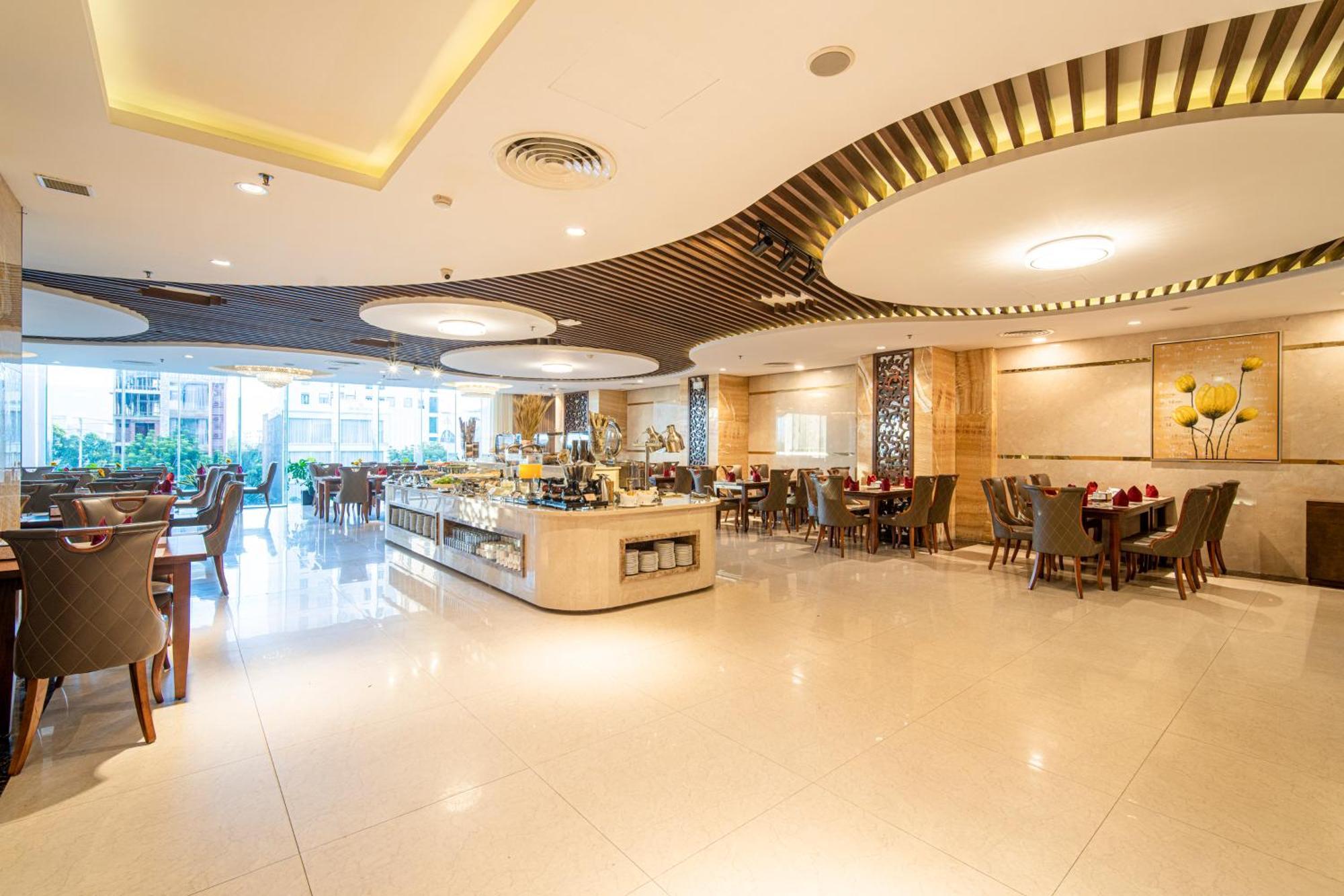 Luxtery Hotel & Spa Da Nang Exteriör bild