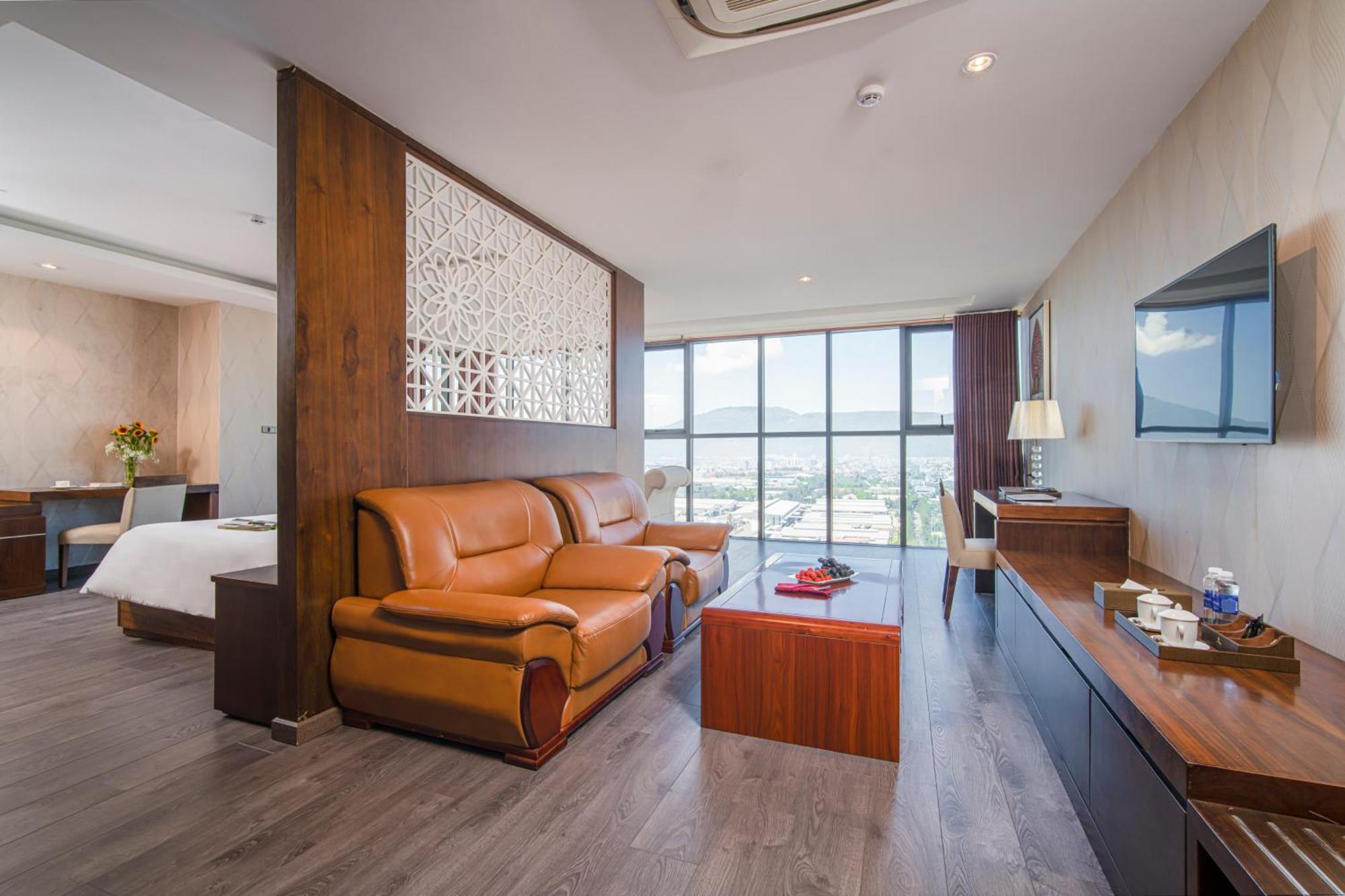 Luxtery Hotel & Spa Da Nang Exteriör bild