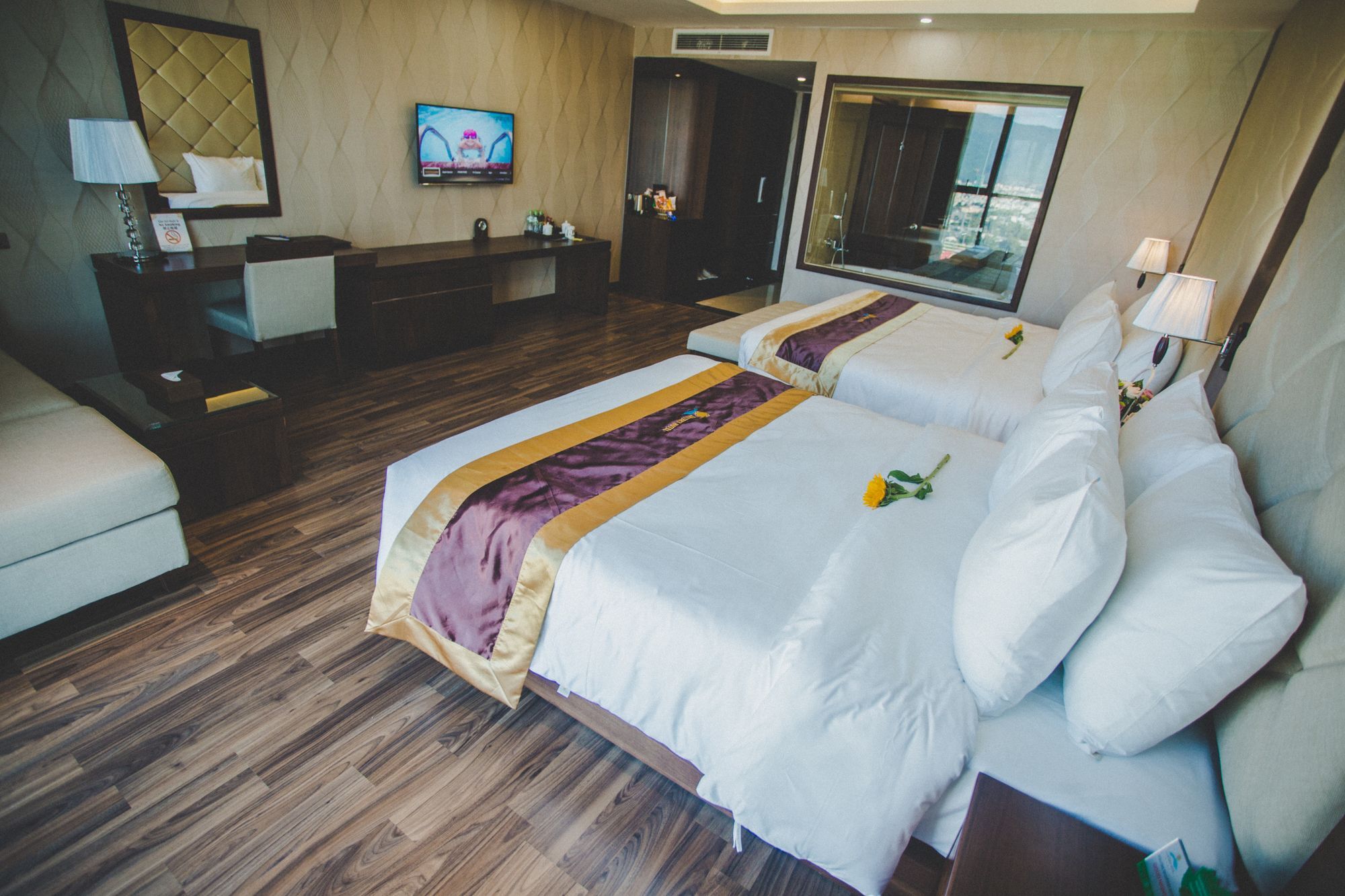 Luxtery Hotel & Spa Da Nang Exteriör bild